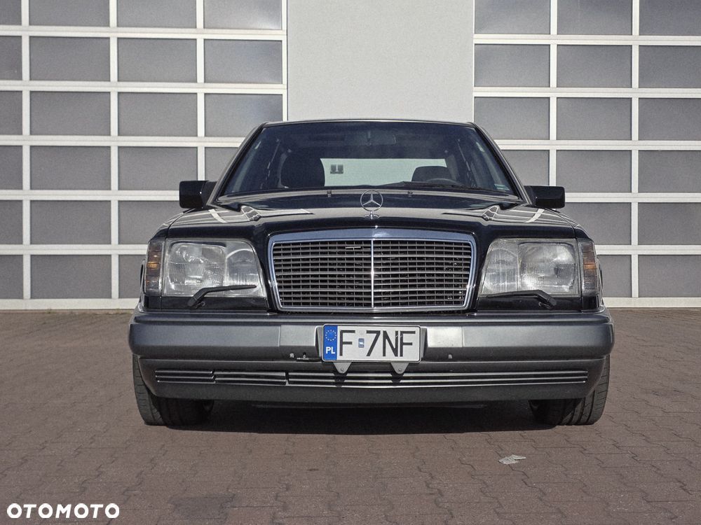 Mercedes-Benz Klasa E 420 - 8