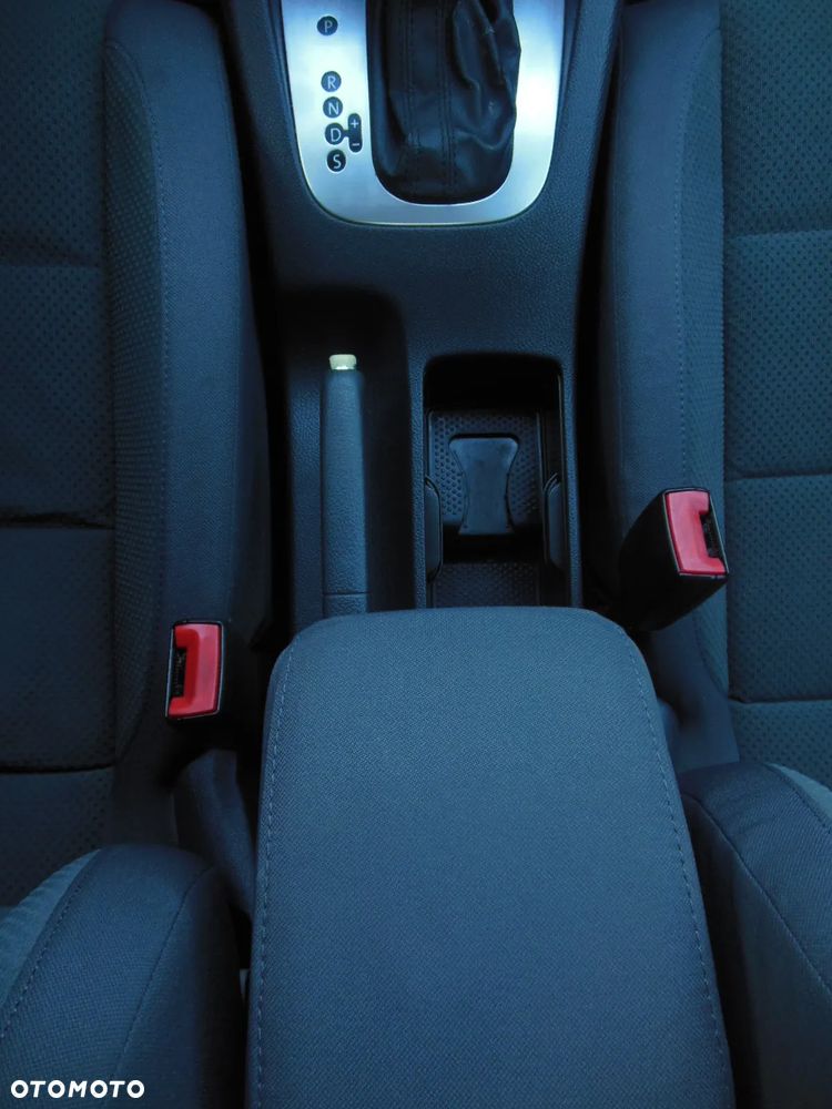 Volkswagen Golf 1.9 TDI DSG Edition - 14