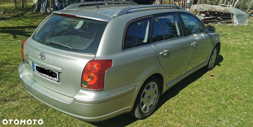 Toyota Avensis 2.0 D-4D Sol - 6