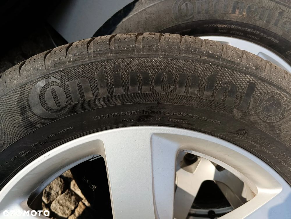 Audi alufelgi z oponami zimowymi 17 - 2
