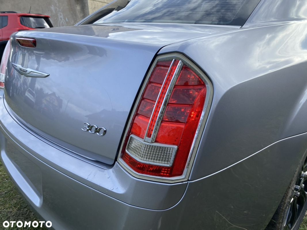 Chrysler 300s - 33