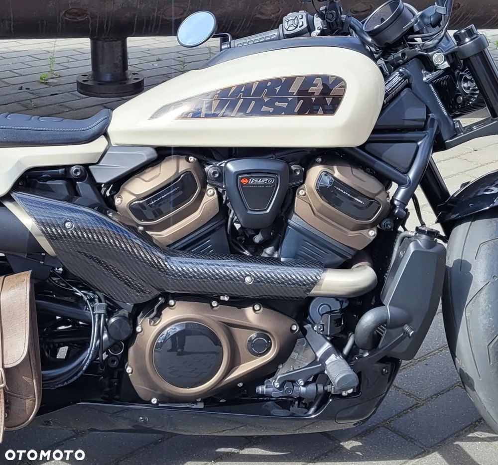 Harley-Davidson Sportster - 15