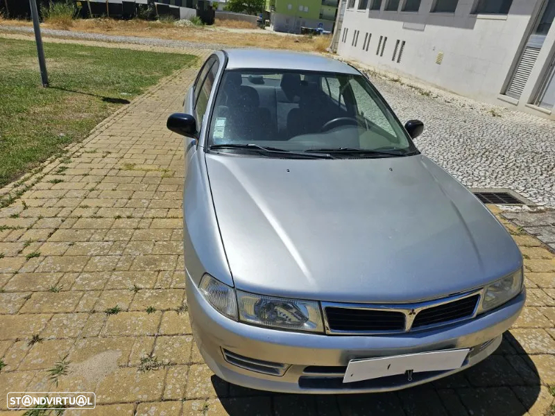 Mitsubishi Lancer 1.3 GLX - 2
