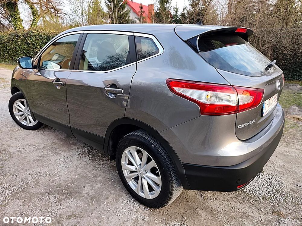Nissan Qashqai 1.5 dCi DPF acenta - 5