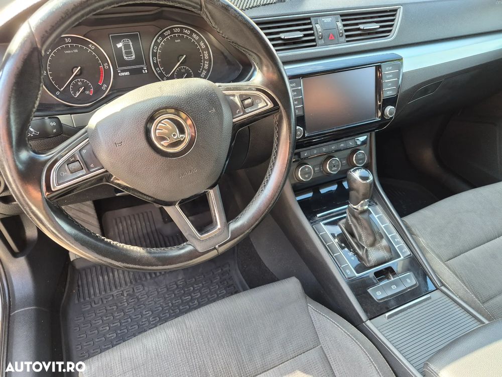 Skoda Superb 2.0 TDI DSG Style - 5