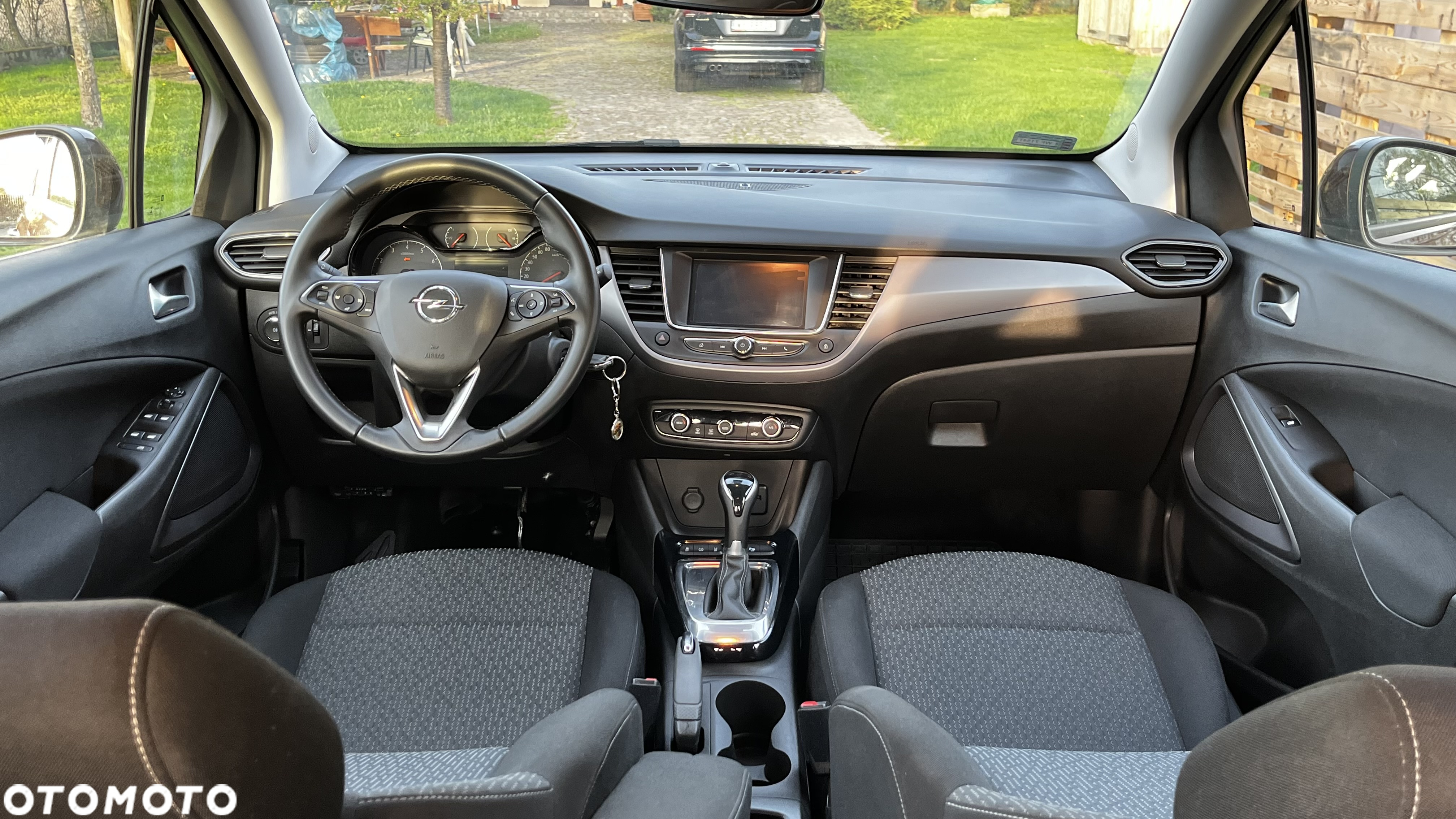 Opel Crossland X 1.2 T Enjoy S&S - 20