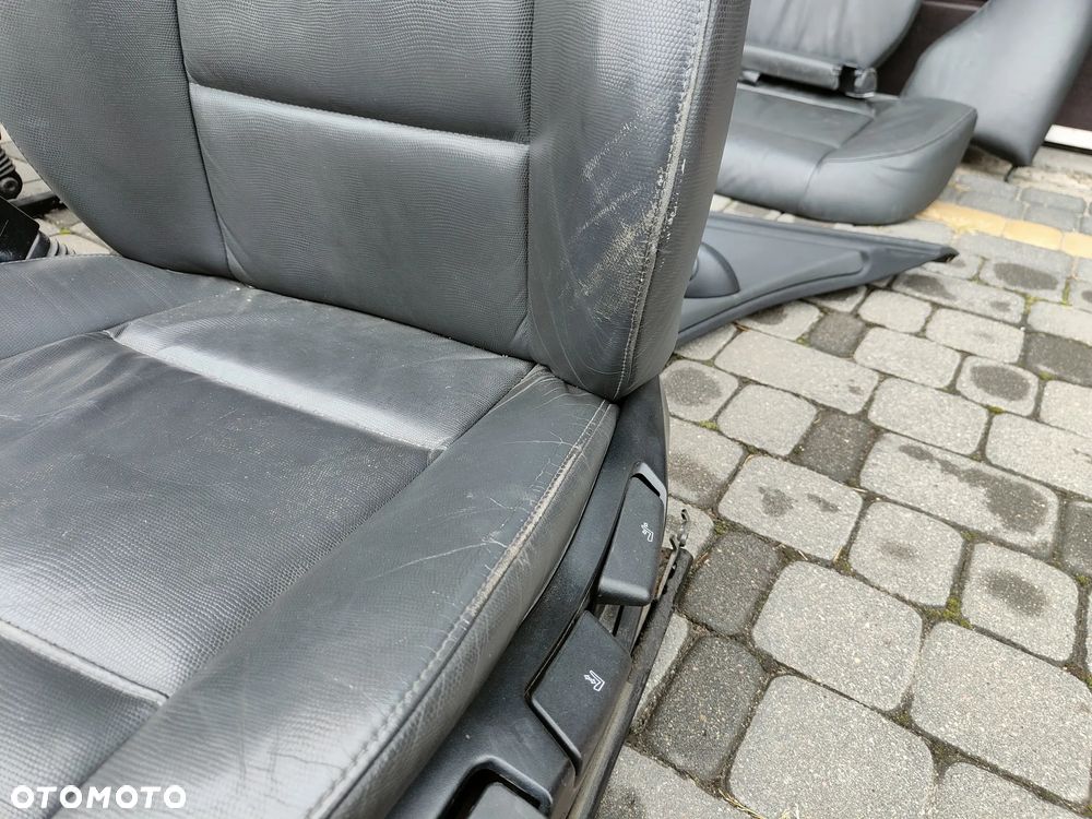 BMW E46 kombi Tapicerka Fotele kanapa skóra czarna - 12
