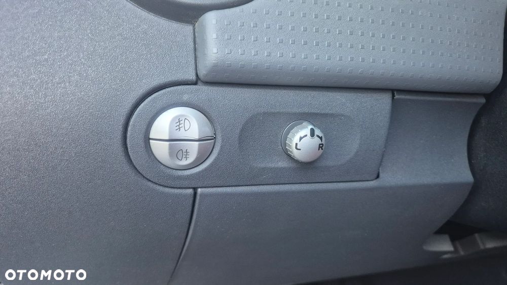 Mitsubishi Colt 1.3 Instyle - 11