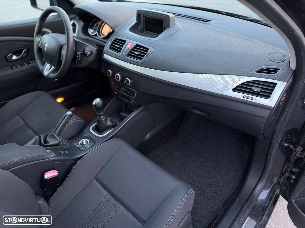 Renault Mégane Sport Tourer 1.5 dCi Comfort SS - 7