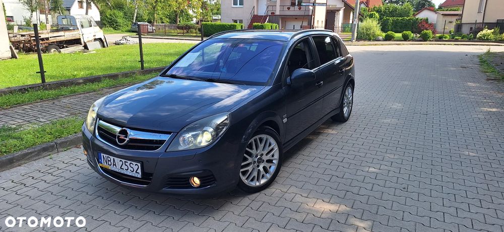 Opel Signum 2.8 V6 Sport - 2