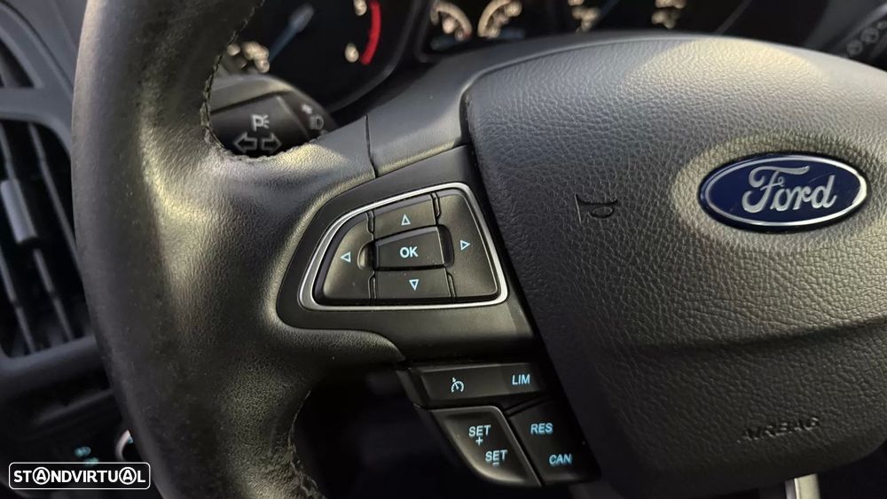 Ford Focus SW 1.5 TDCi Titanium ECOnetic - 19