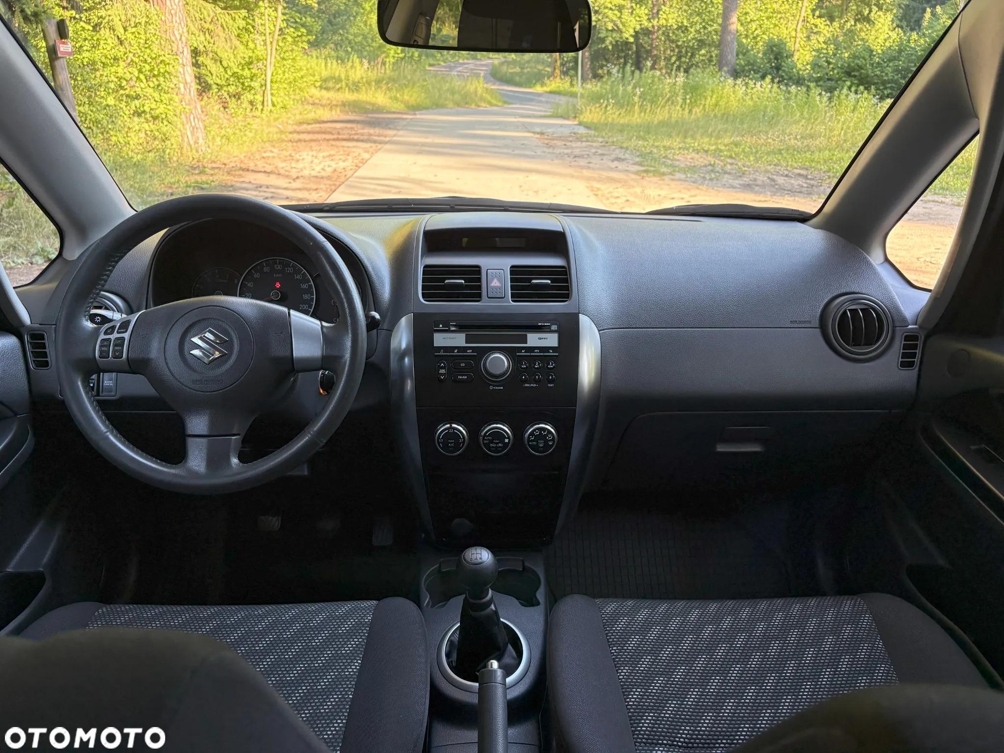 Suzuki SX4 1.6 Premium - 9