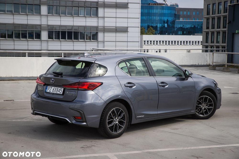 Lexus CT 200h Comfort - 9