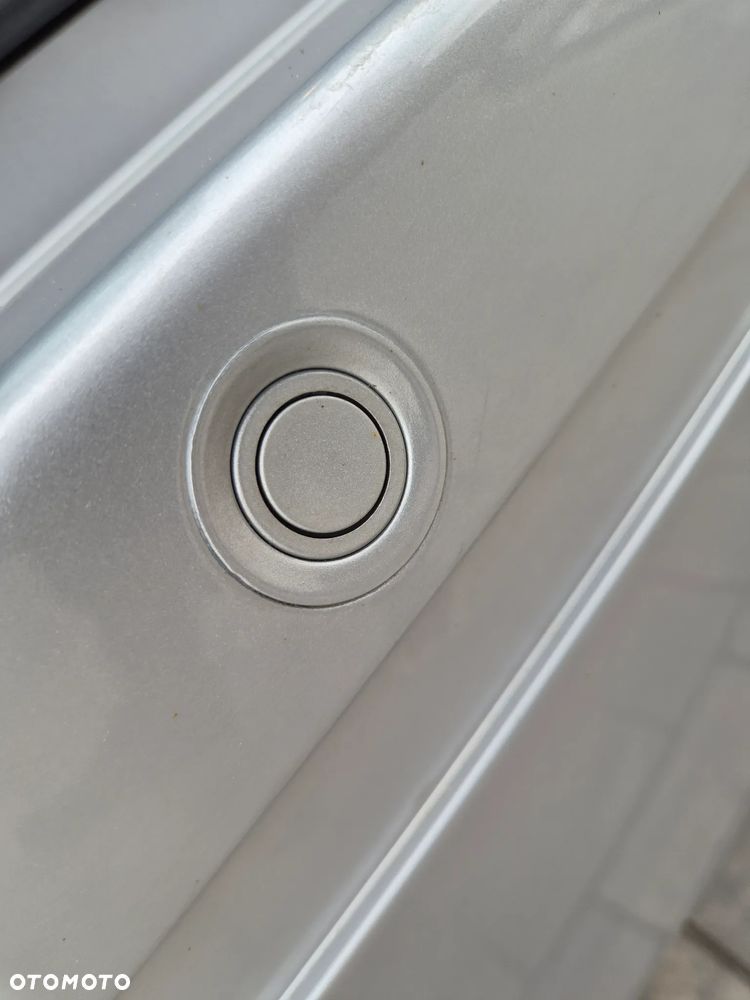 Mercedes-Benz Klasa B 200 CDI Autotronic - 13