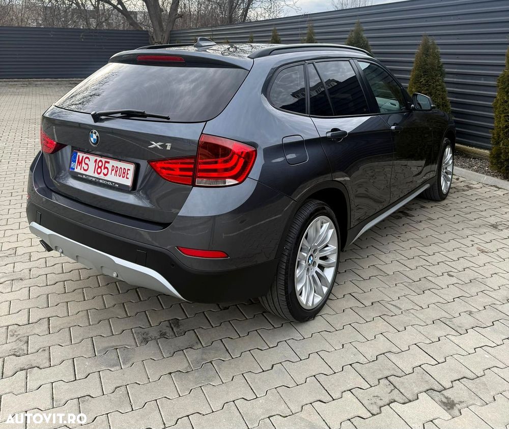 BMW X1 xDrive20d xLine - 6