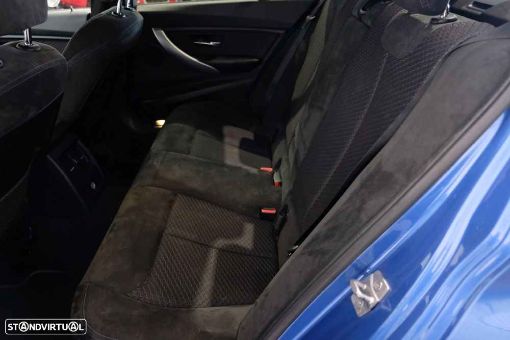 BMW 328 i Auto Pack M - 10
