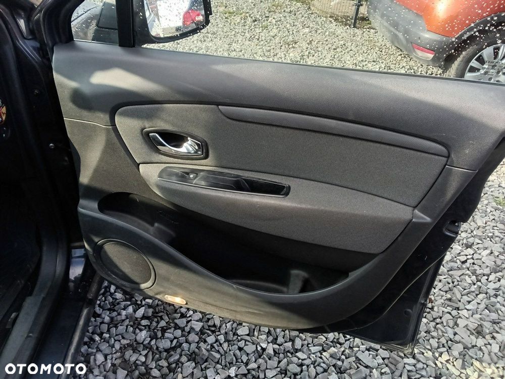 Renault Scenic - 27