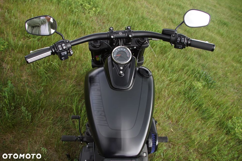 Harley-Davidson Dyna Fat Bob - 7