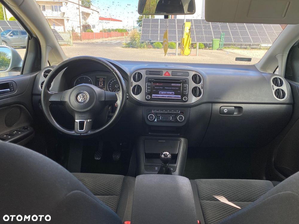 Volkswagen Golf 1.6 TDI DPF Comfortline - 11