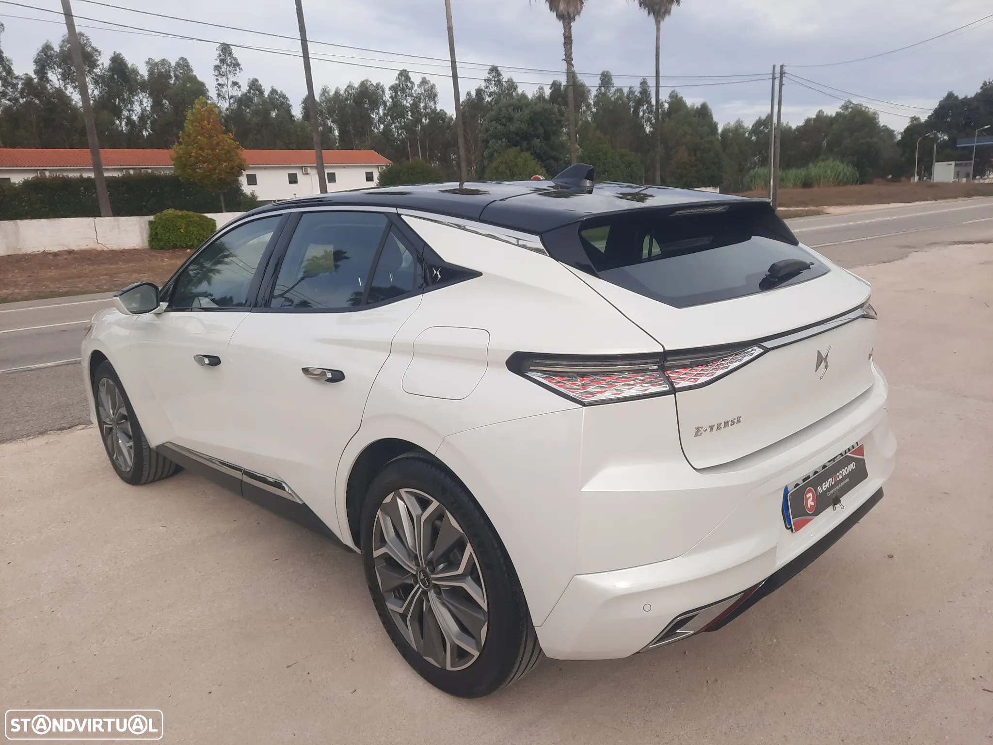 DS DS4 E-Tense Performance Line EAT8 - 17