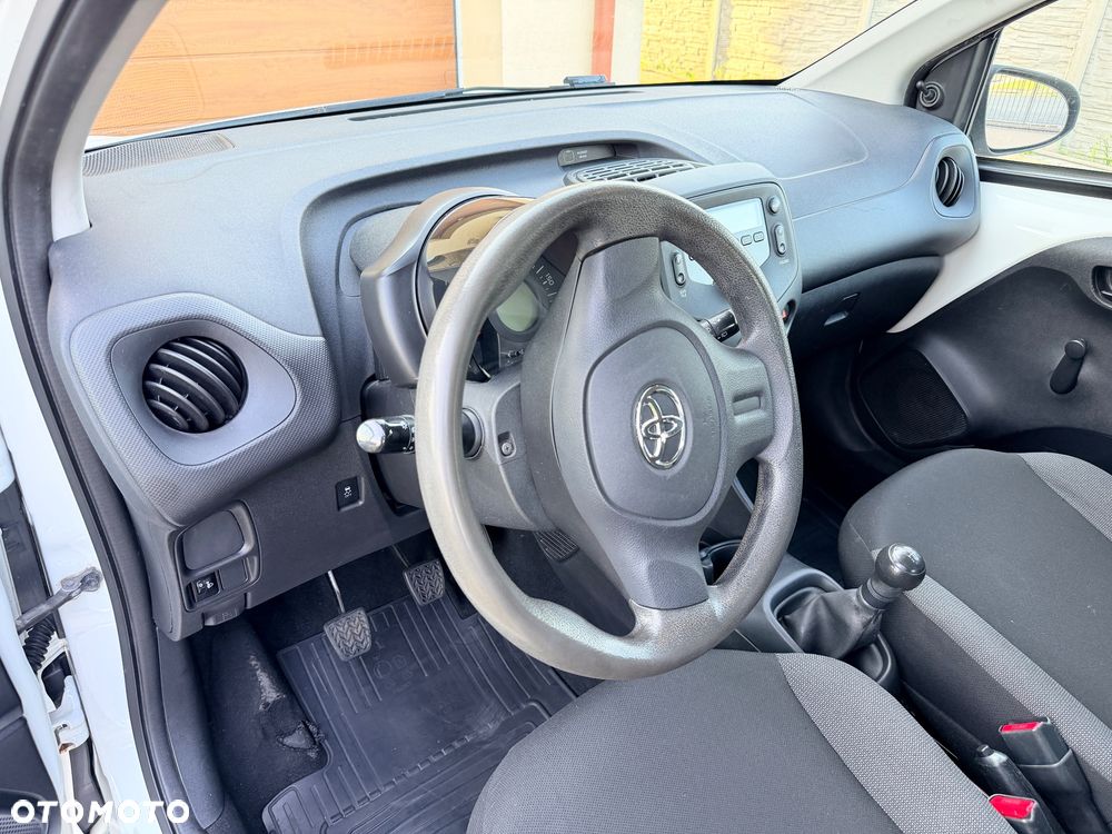 Toyota Aygo 1.0 VVT-i Sprint EU6 - 35