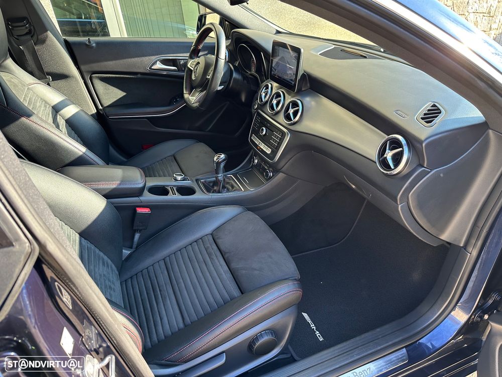 Mercedes-Benz CLA 180 d Shooting Brake AMG Line - 19
