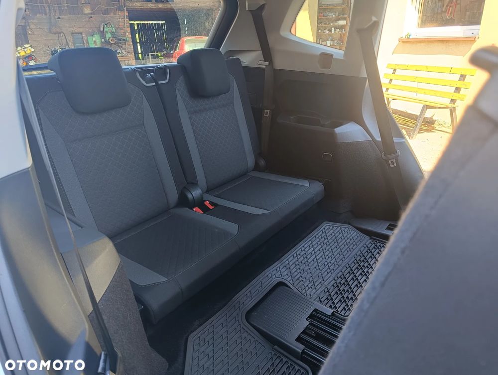 Volkswagen Tiguan Allspace - 17