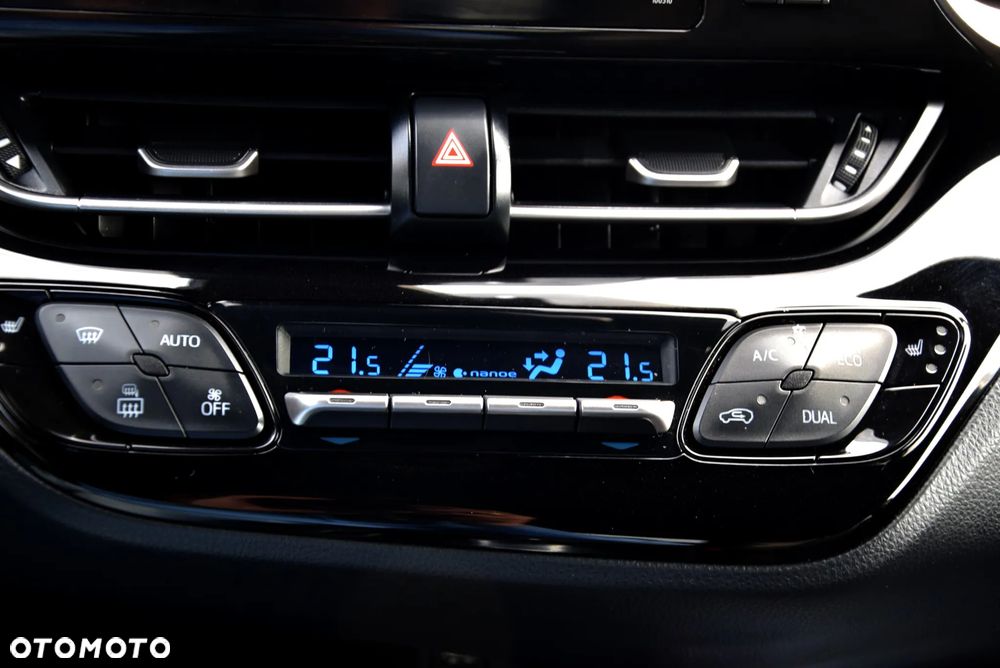 Toyota C-HR 1.8 Hybrid Prestige - 22