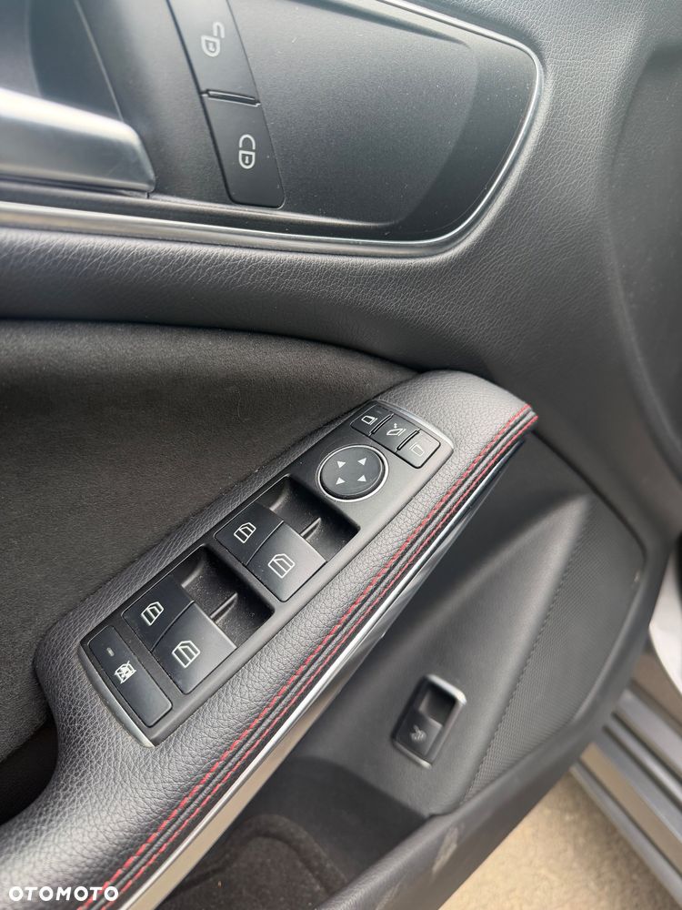Mercedes-Benz CLA 220 4-Matic AMG Line - 15
