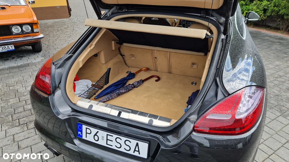Porsche Panamera S PDK - 9