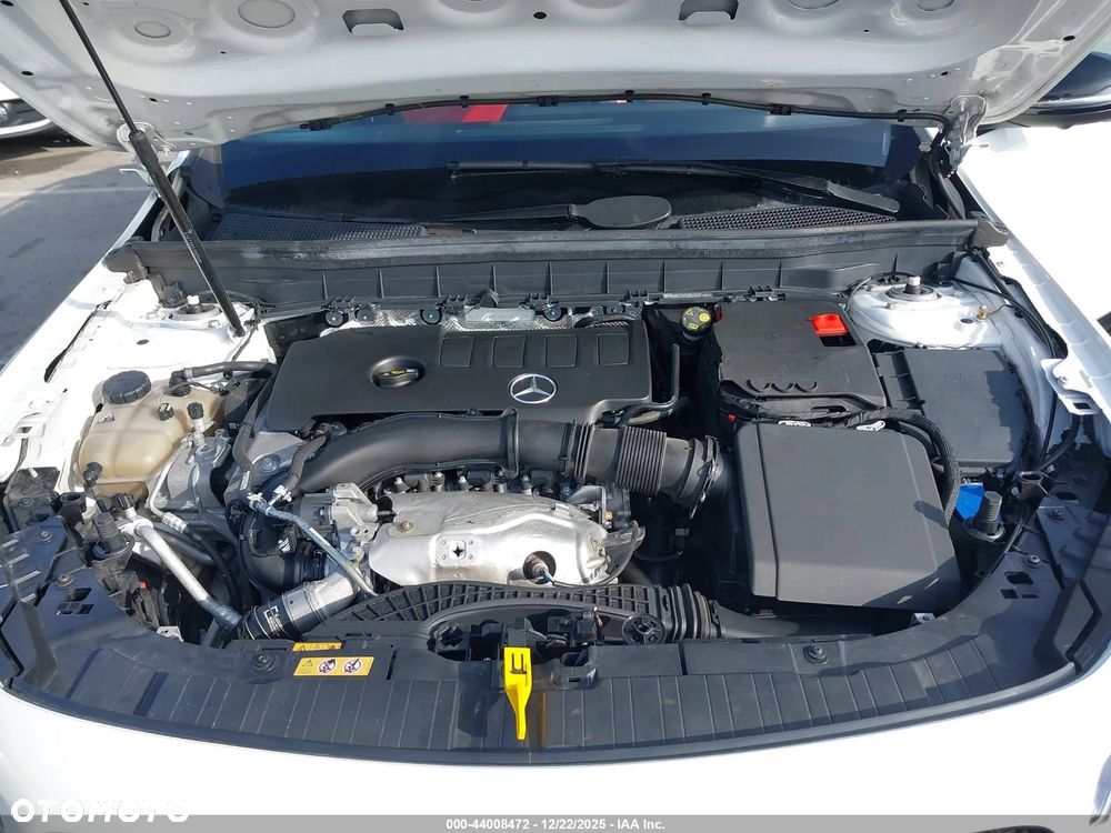 Mercedes-Benz GLB 250 4-Matic AMG Line 8G-DCT - 10