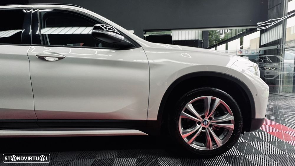 BMW X1 16 d sDrive Line Sport - 12