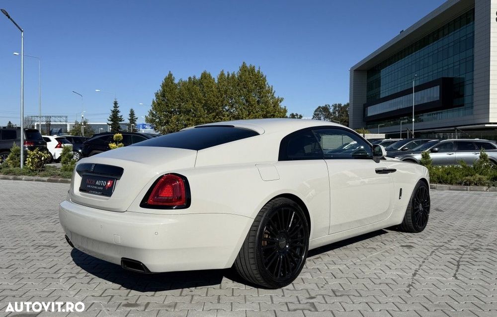 Rolls-Royce Wraith - 4