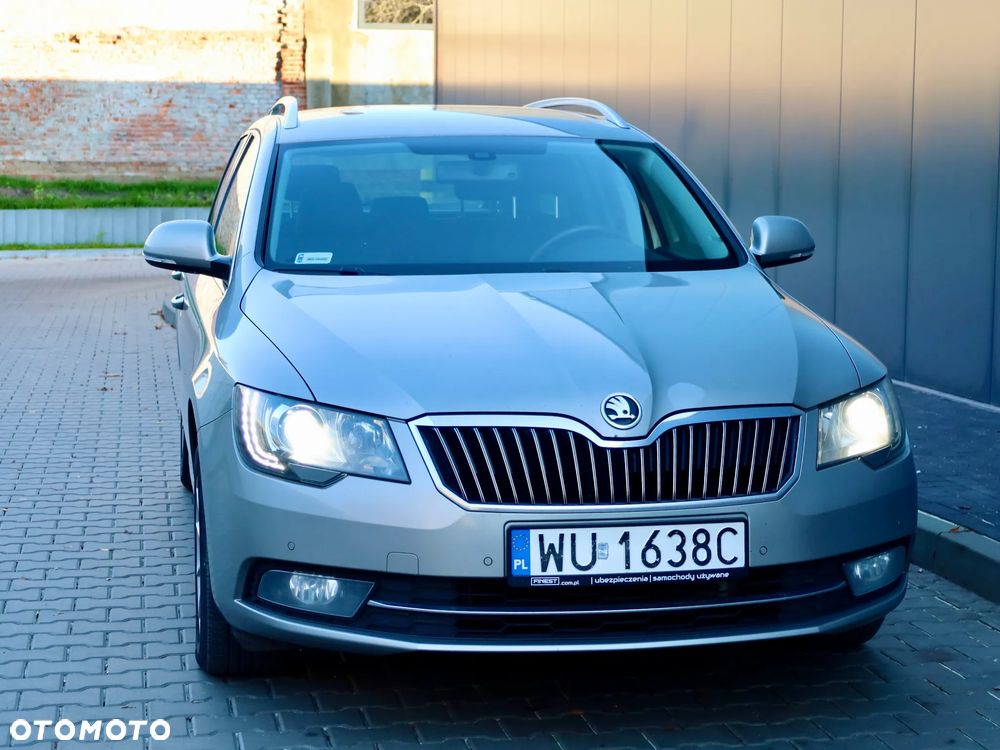 Skoda Superb 2.0 TDI 4x4 Ambition DSG - 21