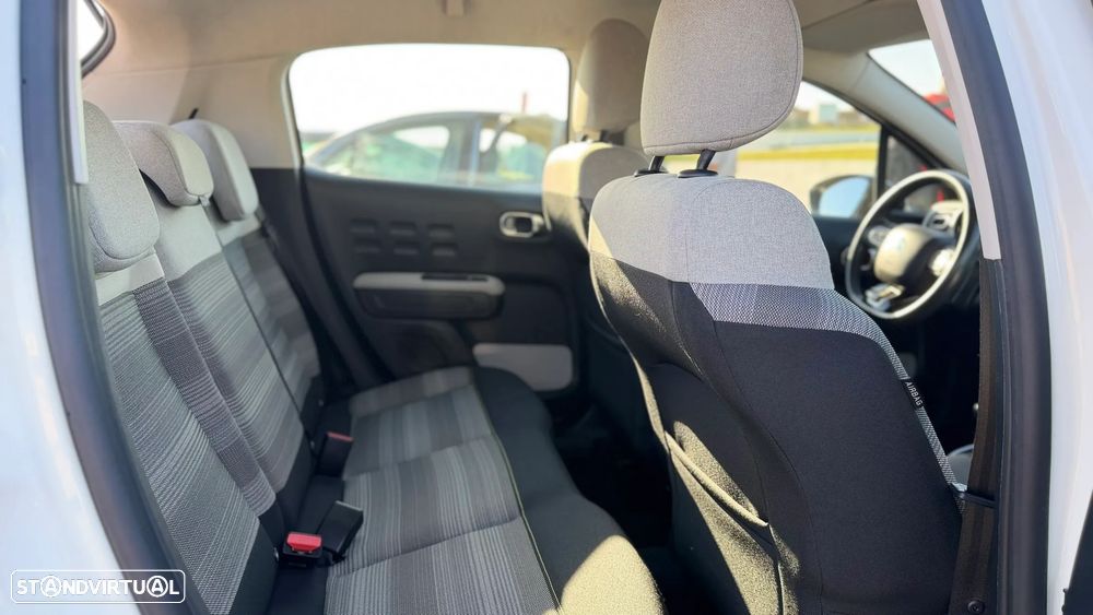 Citroën C3 1.2 PureTech Shine EAT6 - 9