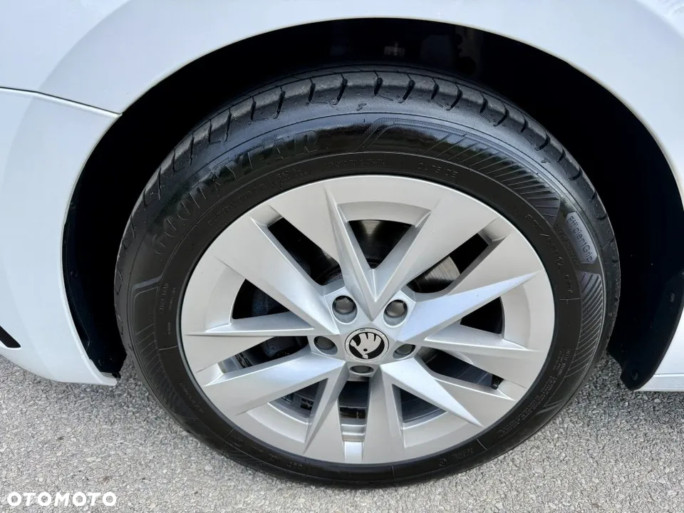 Skoda Octavia 1.5 TSI ACT Ambition - 15