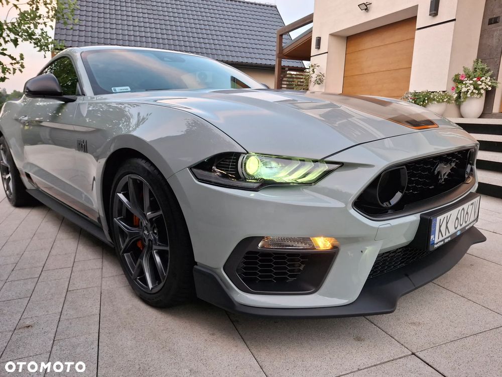 Ford Mustang - 24