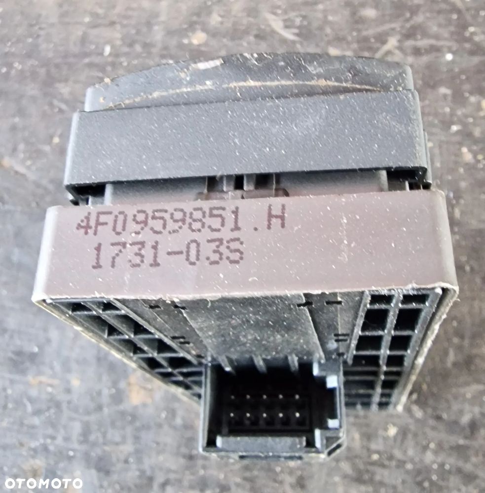 PANEL PRZEŁĄCZNIK SZYB CHROM 4F0959851H AUDI A3 8P LIFT 5D - 4