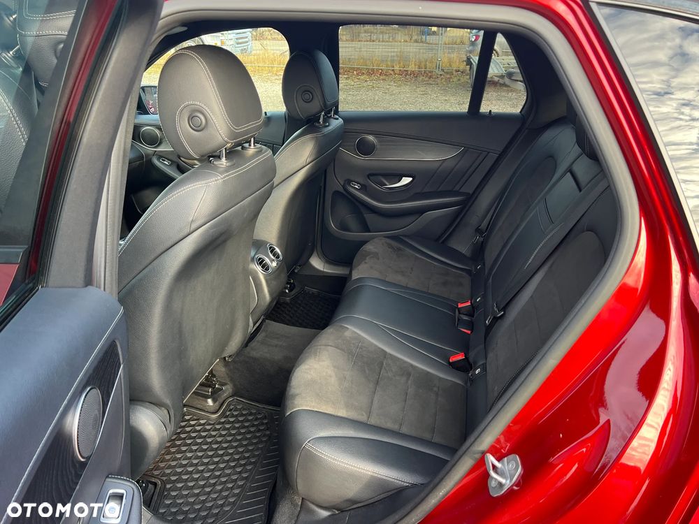 Mercedes-Benz GLC 220 d 4-Matic - 23
