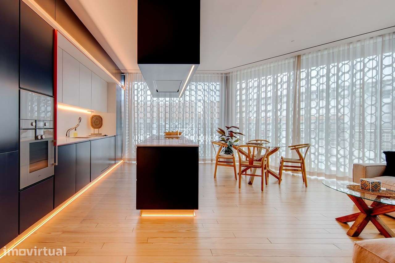 Apartamento T2 Moderno e Totalmente Mobilado em Cascais - Grande imagem: 4/20