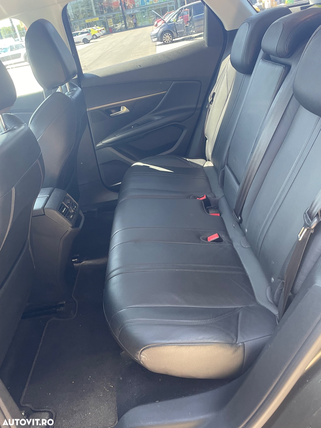 Peugeot 3008 PureTech 130 Stop & Start GPF Roadtrip - 8