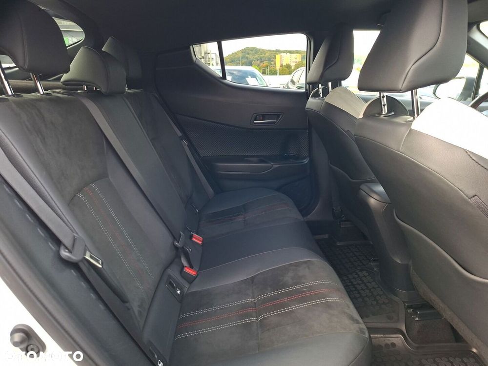 Toyota C-HR 1.8 Hybrid GPF GR Sport - 22