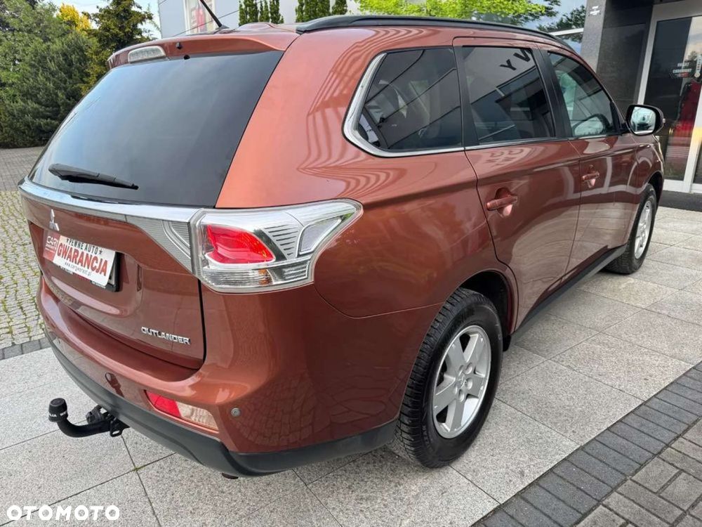 Mitsubishi Outlander - 23