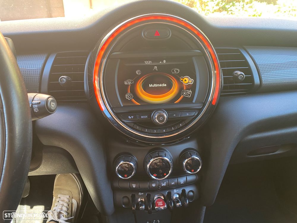 MINI 5 Portas Cooper D - 24