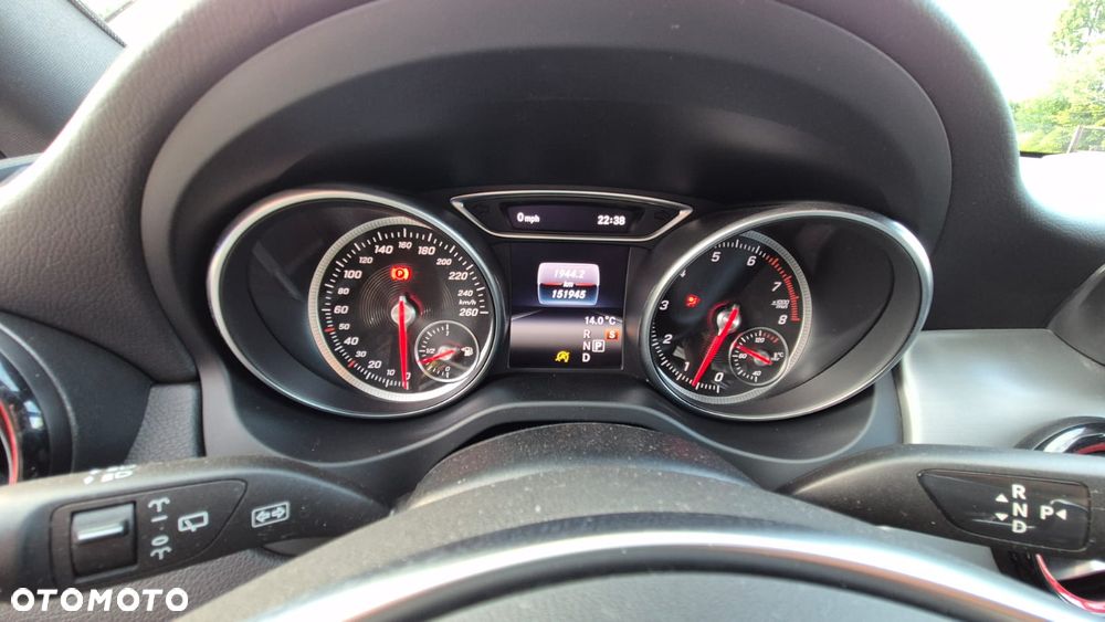 Mercedes-Benz CLA 250 4Matic 7G-DCT Sport - 10