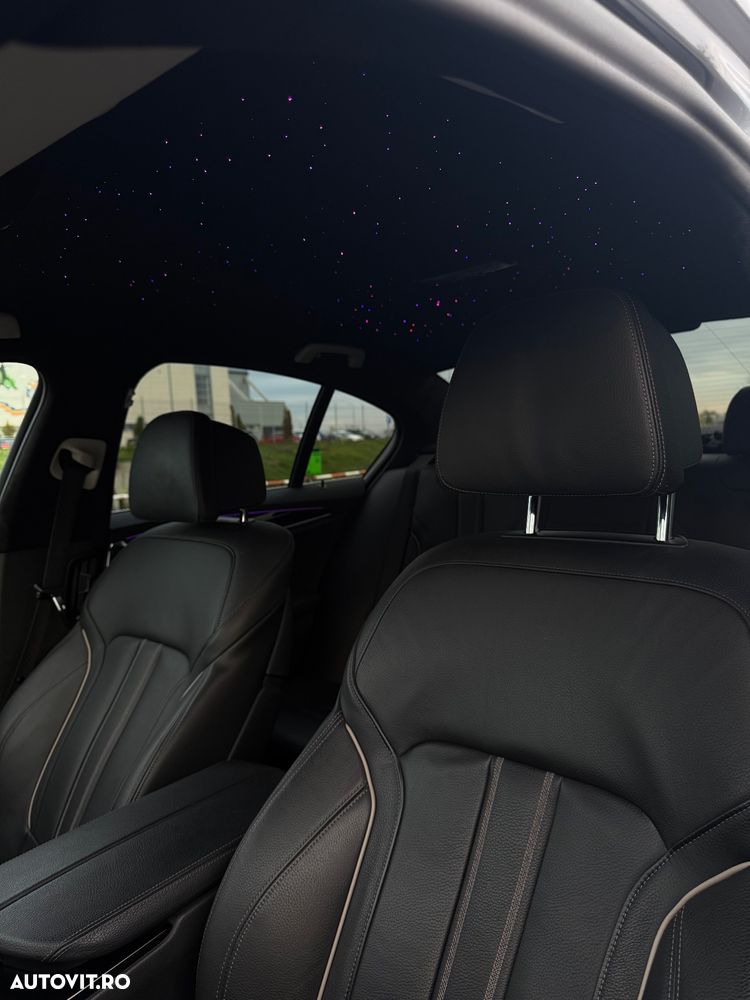 BMW Seria 5 530e Aut. - 10
