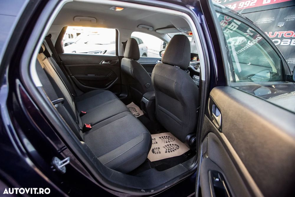 Peugeot 308 - 21