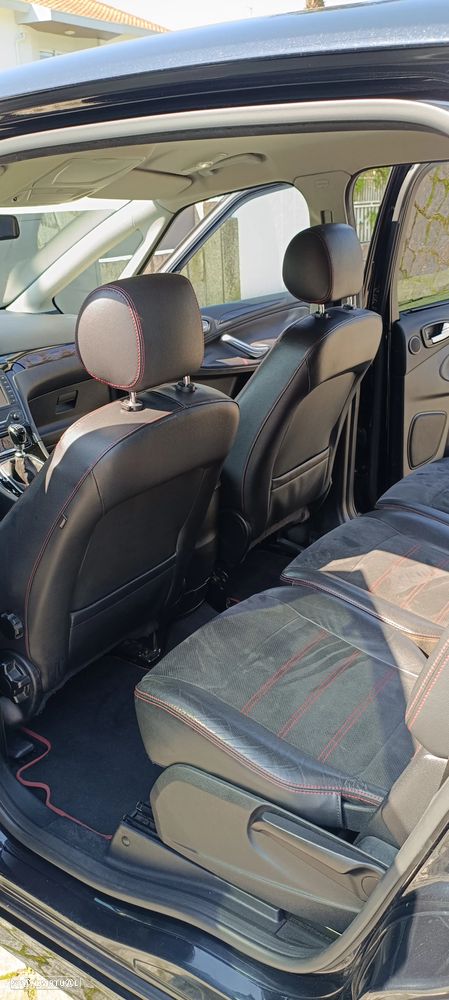 Ford S-Max 2.2 TDCi Titanium 7L - 8