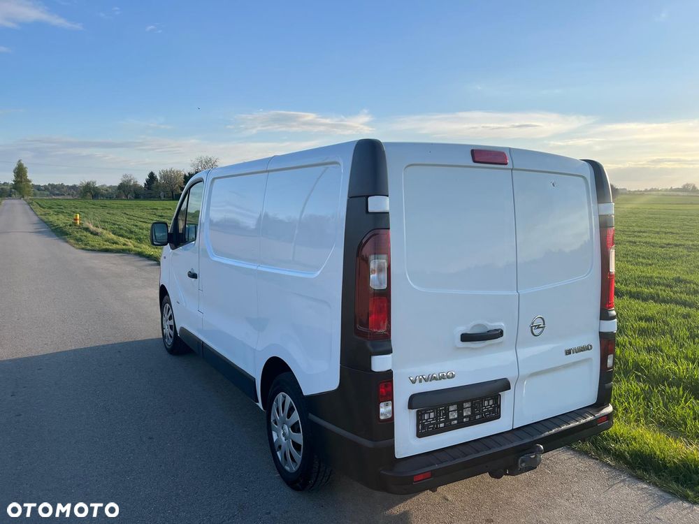 Opel Vivaro - 26