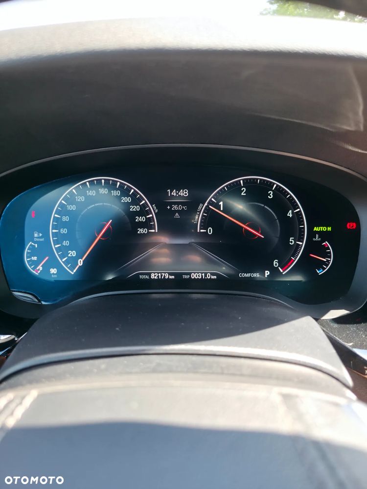 BMW Seria 5 520d Touring Sport Line - 26